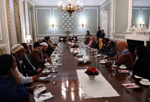 La Première Dame Emine Erdoğan rencontre des membres du Parlement britannique et des représentants de la diaspora somalienne