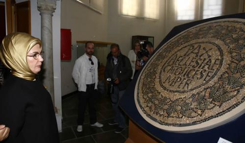 Emine Erdoğan, Cezayir İslam Sanatları ve Tarihî Eserler Müzesi'ni Ziyaret Etti