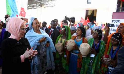 Emine Erdoğan, Daryel Yetimhanesi ile Cibuti Millî Kadınlar Birliği’ni Ziyaret Etti