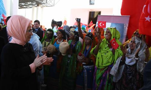 Emine Erdoğan, Daryel Yetimhanesi ile Cibuti Millî Kadınlar Birliği’ni Ziyaret Etti