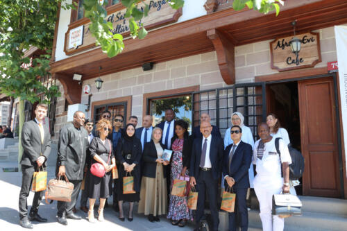 2022 07 22 cojep 03 - Nijer Cumhurbaşkanı Bazoum'un eşi Khadija Bazoum, Ankara'daki Afrika evini ziyaret etti